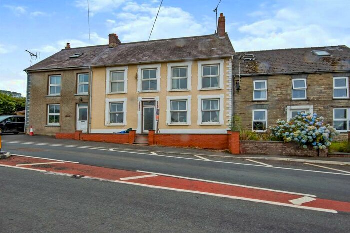 4 Bedroom Terraced House For Sale In Rhoshill, Cardigan, SA43