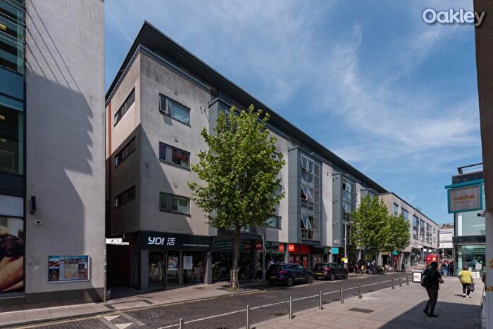 2 Bedroom Flat To Rent In Boulevard House, Brighton, BN1