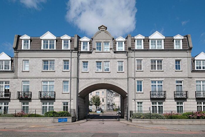 2 Bedroom Flat To Rent In Great Western Road, Aberdeen, AB10