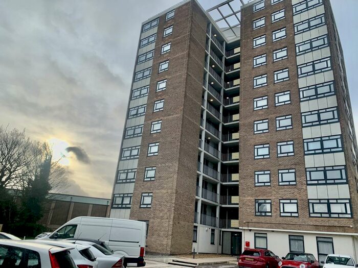 2 Bedroom Apartment To Rent In Belem Tower, L17