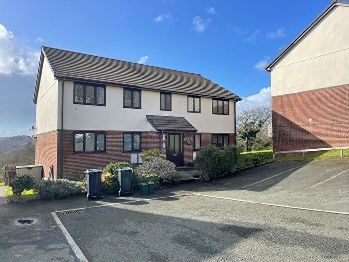 2 Bedroom Apartment For Sale In Fairfields, East Looe, Cornwall, PL13
