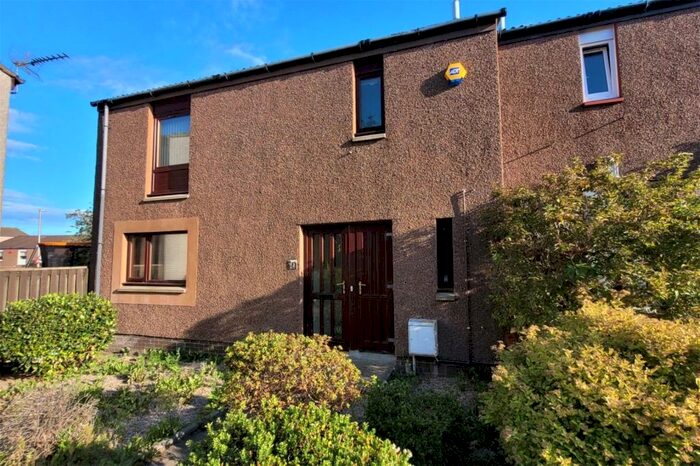 3 Bedroom Semi-Detached House To Rent In Jesmond Avenue, Bridge Of Don, Aberdeen, AB22