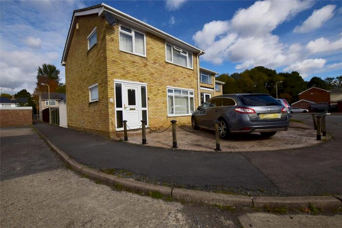 3 Bedroom End Of Terrace House To Rent In Haines Court, Marcham, Abingdon, Oxfordshire OX13