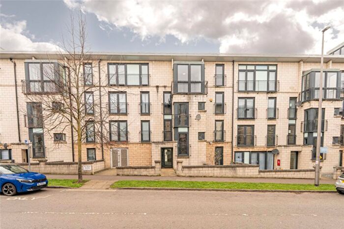 2 Bedroom Flat For Sale In / Waterfront Gait, Edinburgh, EH5