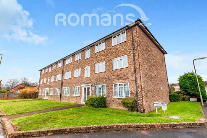2 Bedroom Flat To Rent In Fernhill Road, Farnborough, GU14