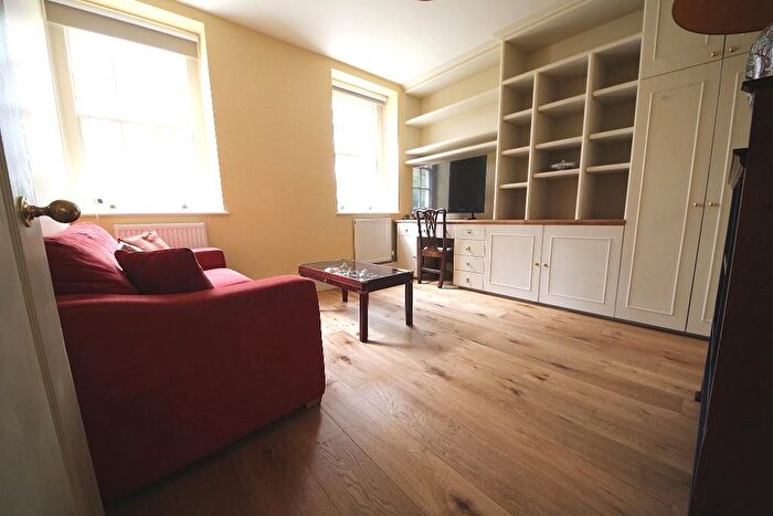 1 Bedroom Flat To Rent In Page Street, Westminster, London, SW1P