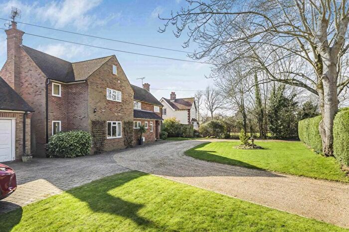 5 Bedroom Detached House To Rent In Letty Green, Hertford, SG14