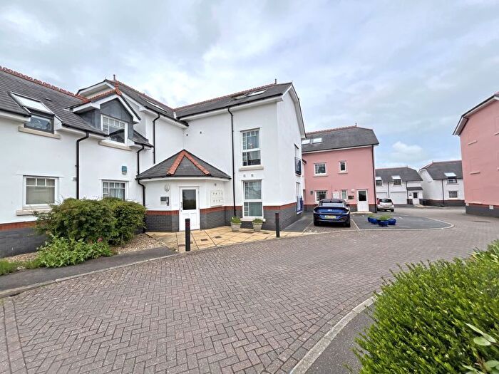 2 Bedroom Flat To Rent In Woolbrook Road, Sidmouth, EX10