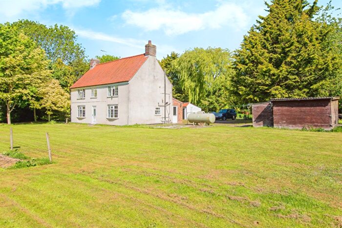 4 Bedroom Detached House For Sale In Back Lane, Stickford, Boston, PE22