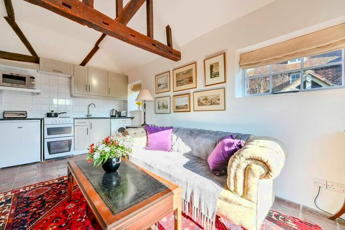 1 Bedroom Cottage To Rent In Church Road, Haslemere, GU27