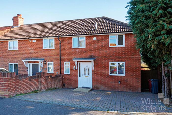 3 Bedroom Semi-Detached House For Sale In Anglefield Road, Caversham, Reading, Berkshire, RG4