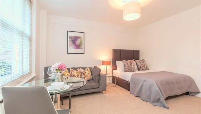 Property To Rent In Hill Street, Mayfair, W1J