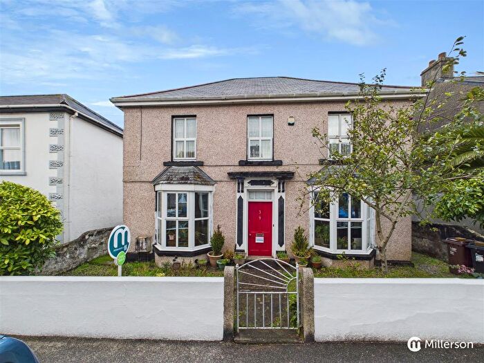 5 Bedroom Detached House For Sale In Enys Road, Camborne, TR14