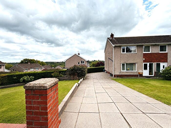 3 Bedroom End Of Terrace House For Sale In Priors Way, Dunvant, Swansea, SA2