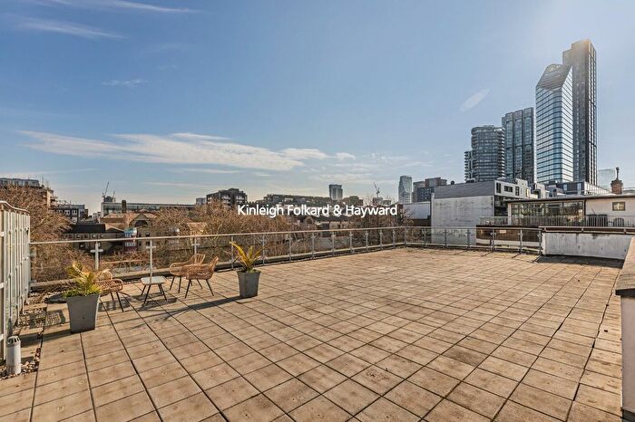 2 Bedroom Flat To Rent In Graham Street, London, N1