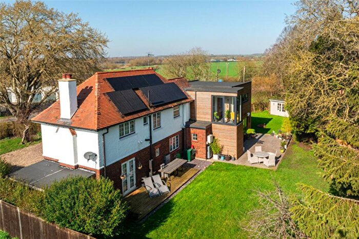 3 Bedroom Detached House For Sale In Rushden Road, Bletsoe, Bedfordshire, MK44