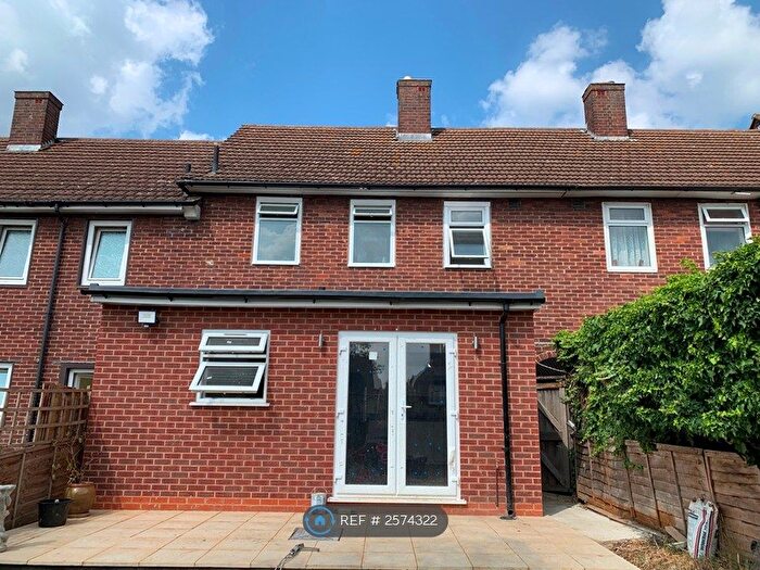4 Bedroom Terraced House To Rent In Whetstone Road, London, SE3