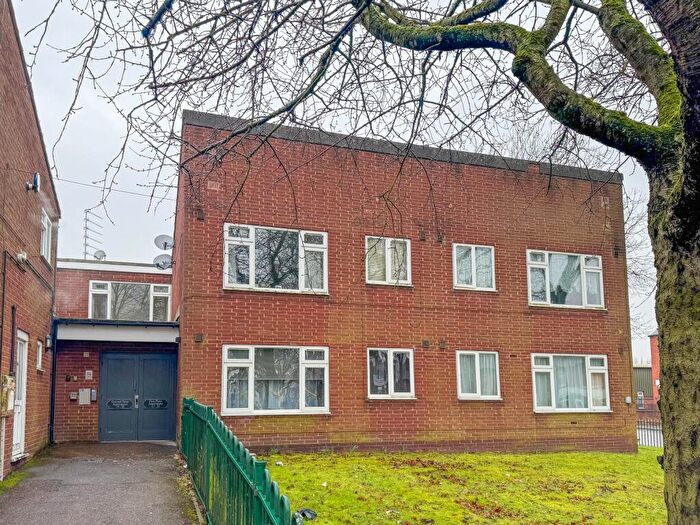 1 Bedroom Apartment For Sale In Crown Place, Worksop, S80