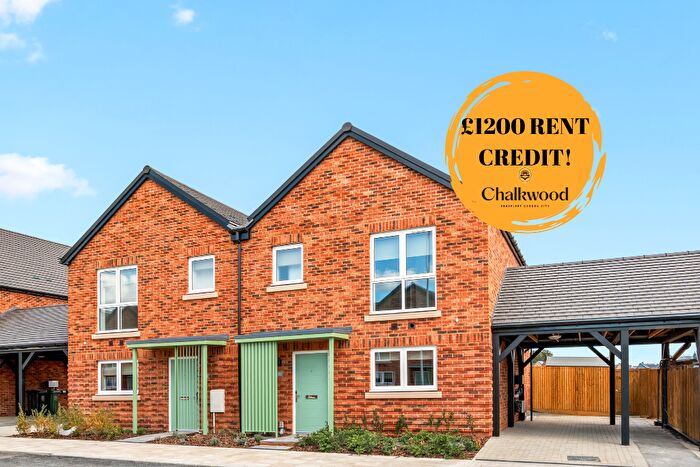 3 Bedroom Semi-Detached House To Rent In *Includes A £ Rent Credit!* Colyer Drive, Swanscombe, Kent, DA10