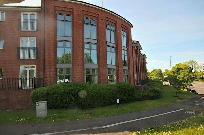 2 Bedroom Apartment To Rent In Stourton - Stewponey Court, DY7