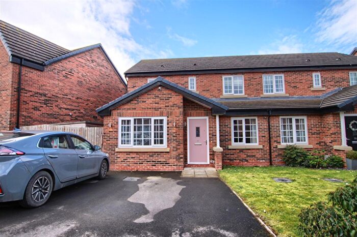 3 Bedroom Semi-Detached House For Sale In Breton Drive, Ingleby Barwick, TS17