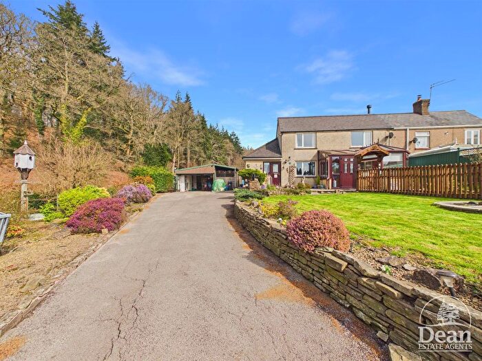 3 Bedroom Semi-Detached House For Sale In Oak Lane, Pillowell, Lydney, GL15