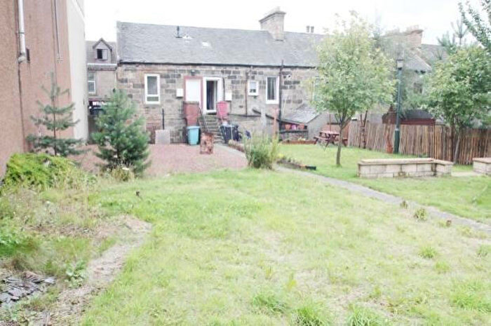 1 Bedroom Flat For Sale In Main Street, Wishaw, Lanarkshire, ML2