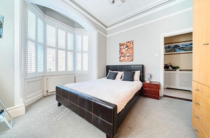 3 Bedroom End Terrace House For Sale In Hyde Street, Winchester, Hampshire, SO23