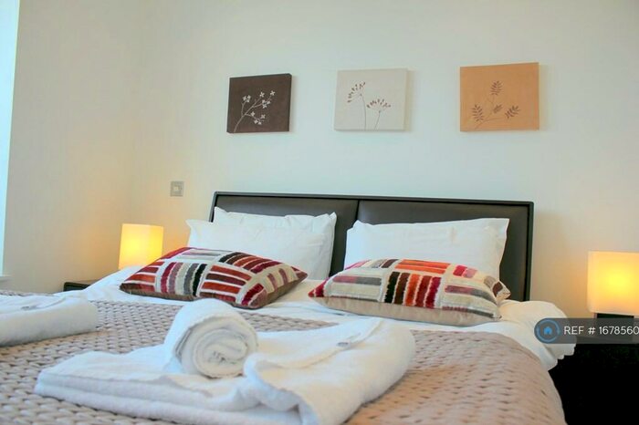 2 Bedroom Flat To Rent In The Belvedere, Cambridge, CB2