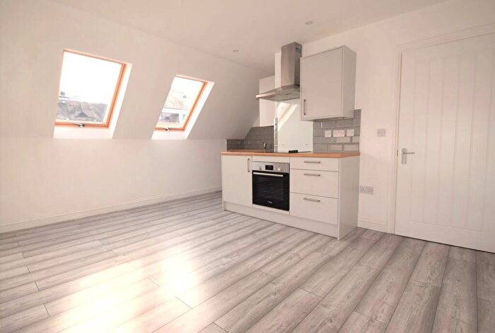 2 Bedroom Apartment To Rent In Park Road, Peterborough, Cambridgeshire, PE1