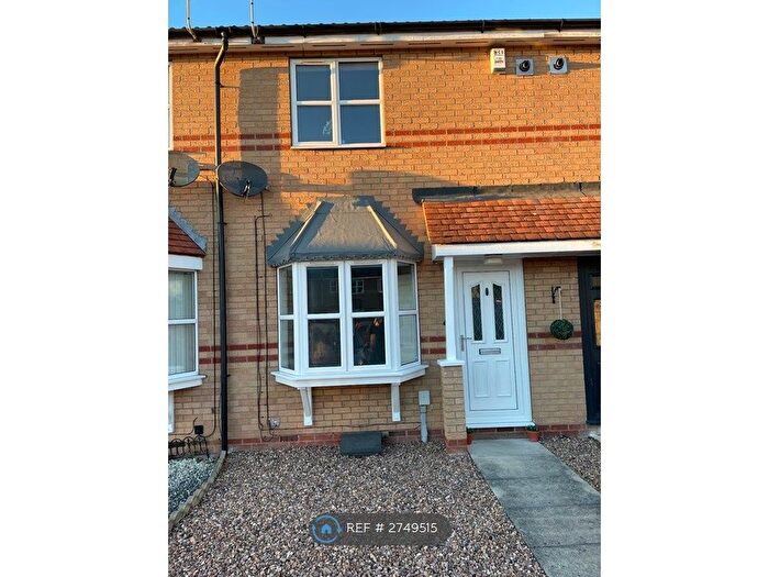 2 Bedroom Terraced House To Rent In Newby Close, Hull, HU7
