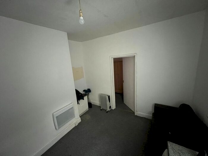 Studio To Rent In Liverpool, Merseyside, L7