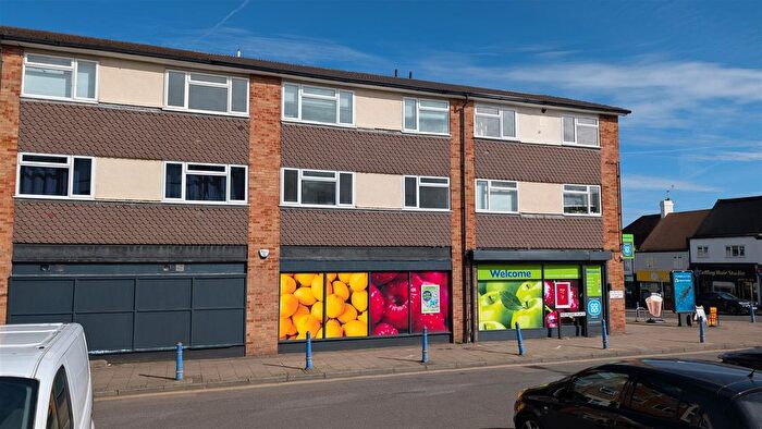 1 Bedroom Flat To Rent In Station Road, Cuffley, EN6