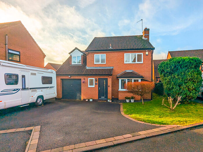 4 Bedroom Detached House For Sale In Stonesby Close, Oakwood, DE21