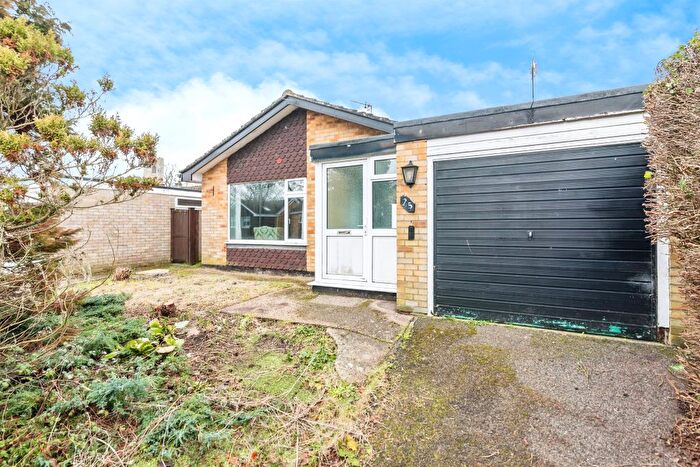 2 Bedroom Detached Bungalow For Sale In Lower Park Walk, Holton, Halesworth, IP19