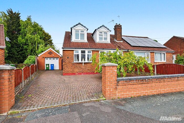 2 Bedroom Semi-detached Bungalow For Sale In Burgess Avenue, Warrington, WA4