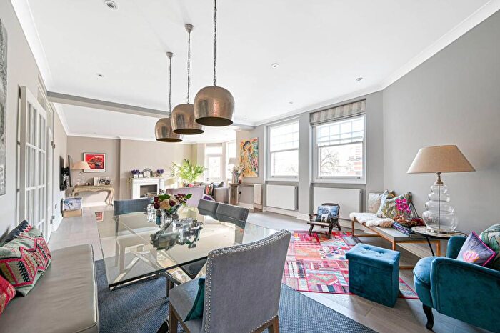 4 Bedroom Flat For Sale In Kings Gardens, West Hampstead, London, NW6
