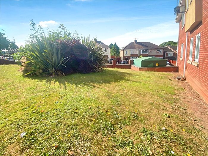 1 Bedroom Flat To Rent In Camp Hill Road, Nuneaton, Warwickshire, CV10
