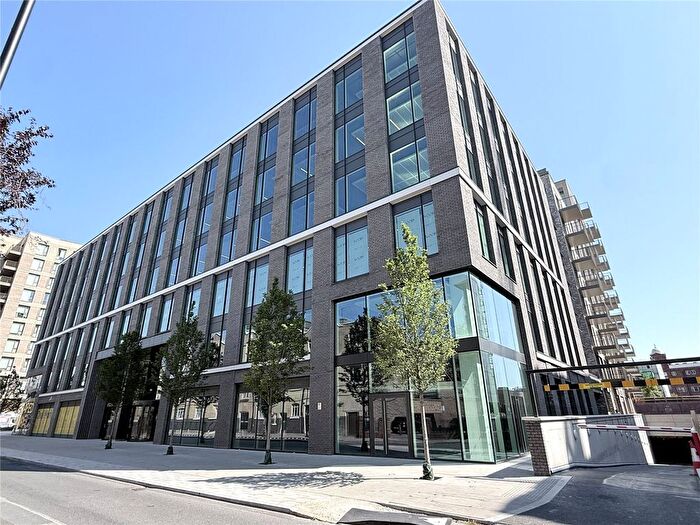 2 Bedroom Flat To Rent In Oval Village Ovalworks, London, SE11