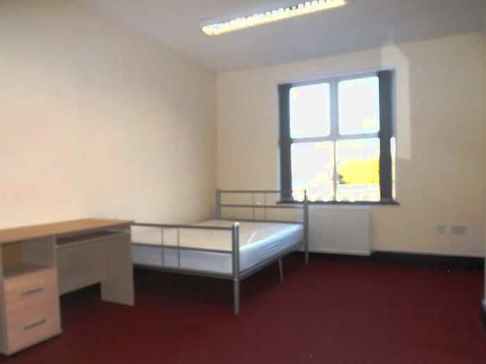 House To Rent In Upperthorpe Road, Sheffield, S6