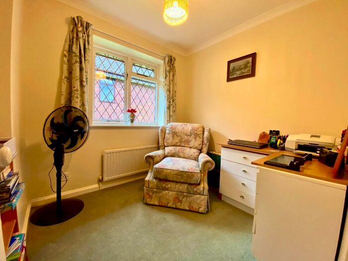 3 Bedroom Bungalow For Sale In Colliepriest View, Ashley, Tiverton, EX16