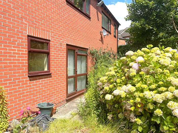 2 Bedroom Apartment For Sale In Victoria Mews, Victoria Street, Saltisford, Warwick, CV34