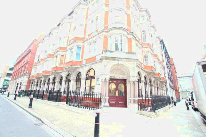 Apartment To Rent In Temple House, Temple, London, EC4Y