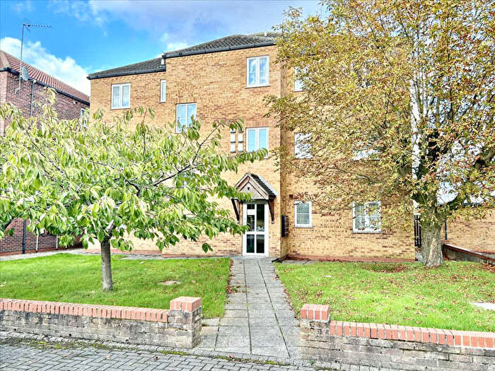 2 Bedroom Apartment For Sale In Foxton Way, Brigg, DN20