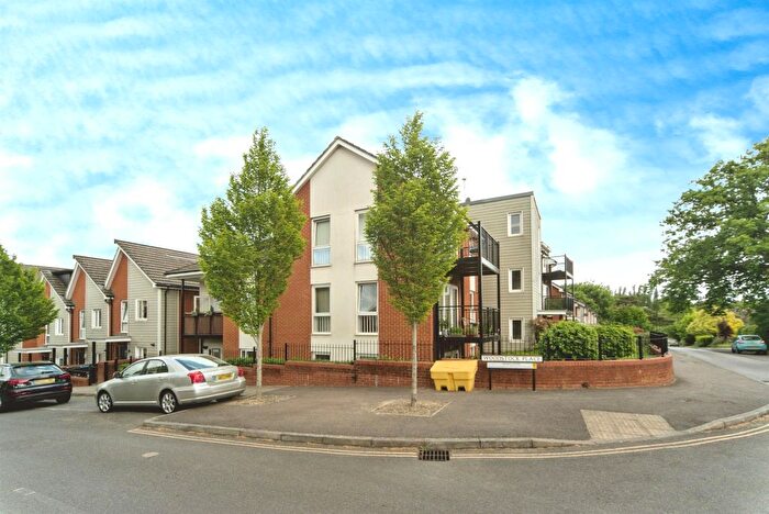 1 Bedroom Flat For Sale In Hanbury Lane, Haywards Heath, RH16