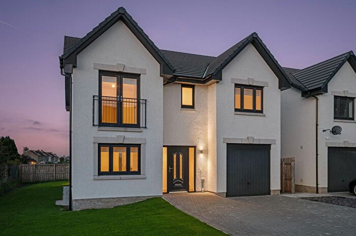 4 Bedroom Detached House For Sale In Blackhill View, Breich, EH55