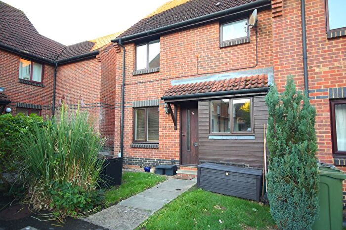 1 Bedroom Terraced House To Rent In Weybrook Drive, Burpham, Guildford, GU4