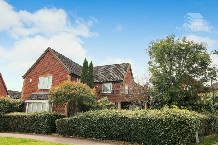 4 Bedroom Detached House To Rent In Vernier Crescent, Medbourne, Milton Keynes, Buckinghamshire, MK5