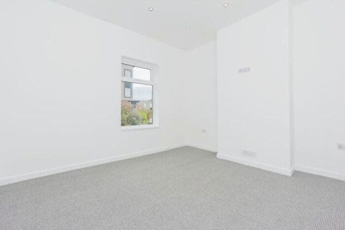 2 Bedroom End Of Terrace House To Rent In Dane Road, Sale, M33
