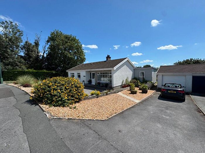 3 Bedroom Detached Bungalow For Sale In Parc Yr Ynn, Llandysul, SA44
